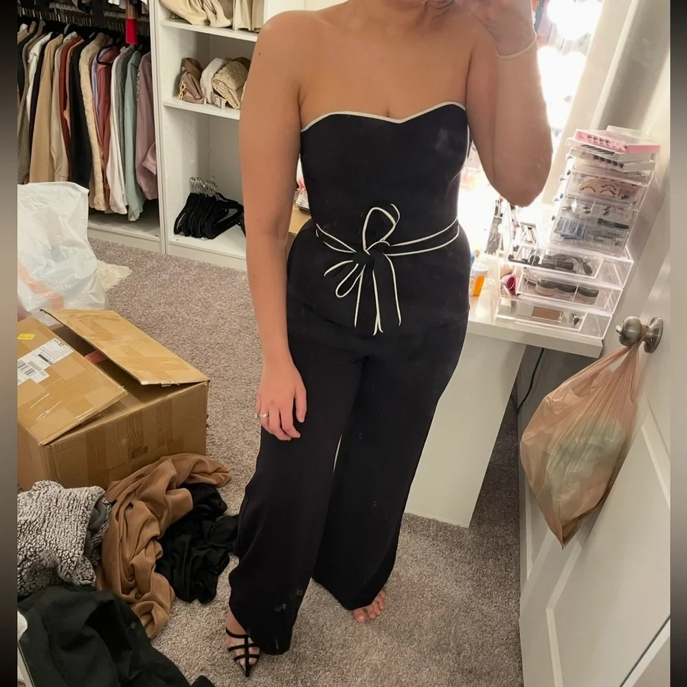 H&M NWT black & white trim strapless tie belted wide leg jumpsuit